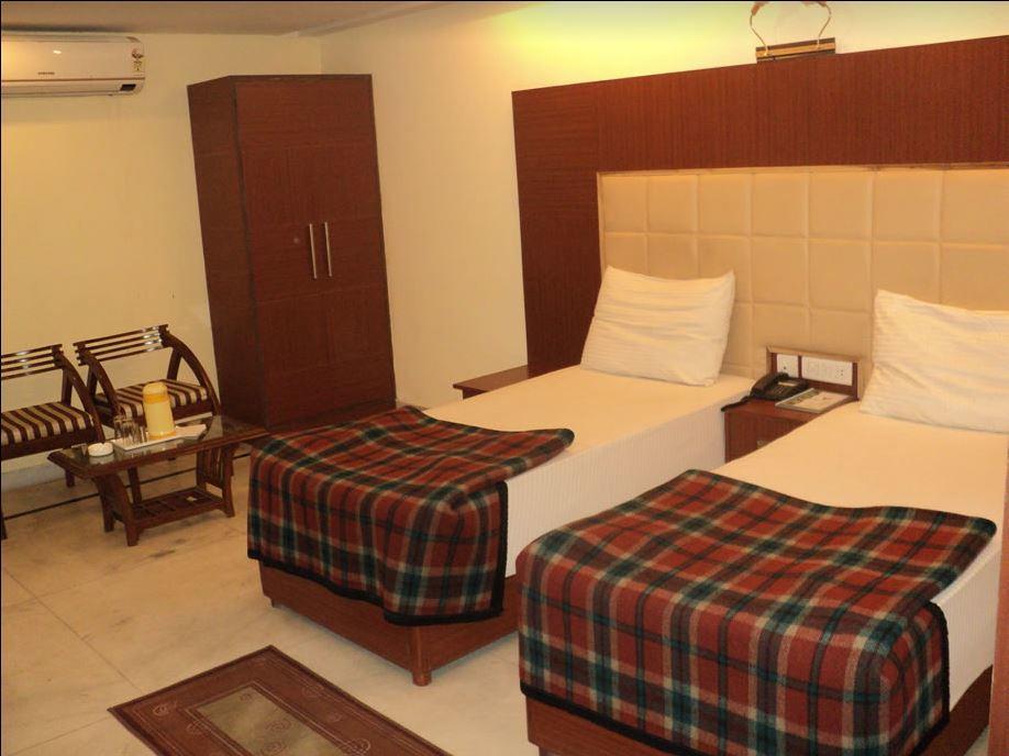 Hotel Swagat Palace Bhiwadi Eksteriør billede